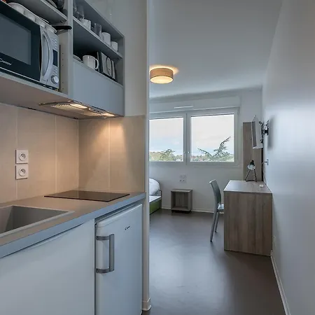 All Suites Pessac Campus 3* 페삭